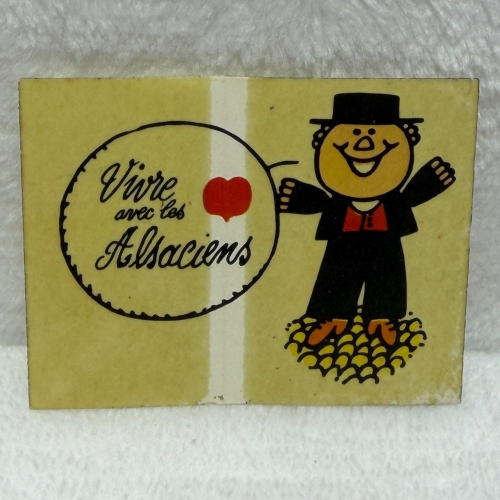 Vintage Vivre avec les Alsaciens Sticker French Regional Folk Art Decal Yellow